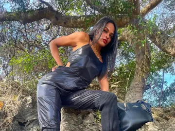 VeronicaGuzman  live sex cam