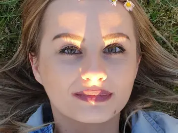 ElaaAlee  live sex cam