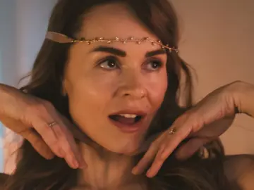 GloriaMonique  live sex cam