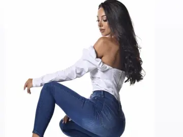 RaqueleGrace  live sex cam