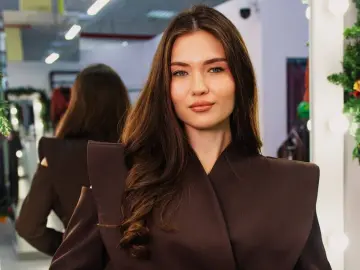 KatieHarrise  live sex cam