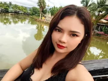 BellaElina  live sex cam