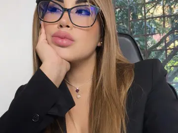 SarayYork  live sex cam