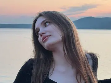 TwylaSkoff  live sex cam