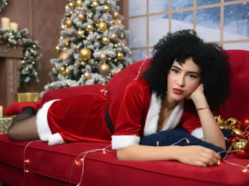 UrsulaHill  live sex cam