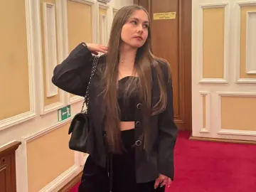 SallyBechler  live sex cam