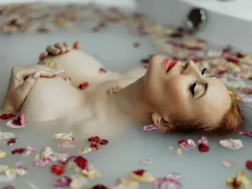 RubyBradley  live sex cam