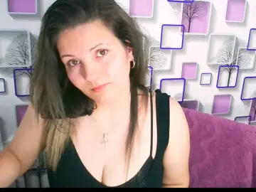 EllaYssa  live sex cam