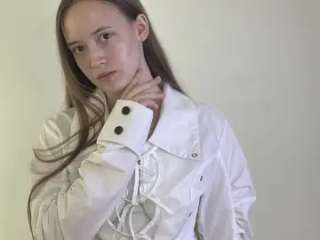 LavoniaPollaro  live sex cam