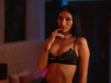LunessaNoir  live sex cam