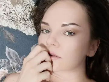 CandiceBlossom  live sex cam