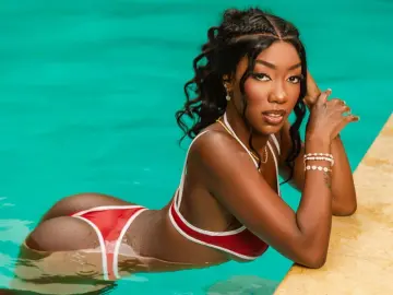 MaraHaze  live sex cam