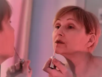 ParisJohnnes  live sex cam