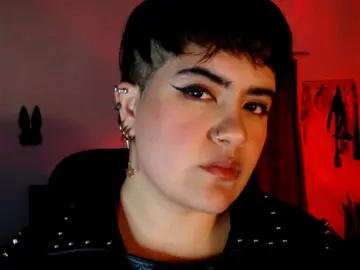 ZussanGravereign  live sex cam