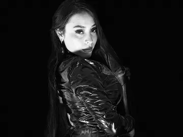 KaramStone  live sex cam