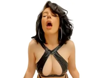 KarinAss  live sex cam