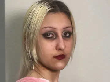 VictorinaHarvest  live sex cam