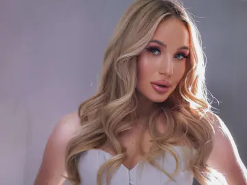 MarryDavies  live sex cam