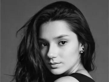 MaybelleMenjes  live sex cam