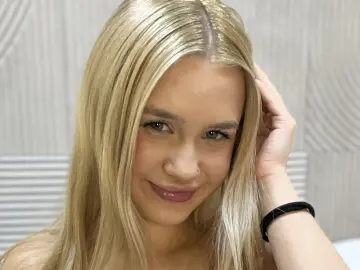 SarrahSky  live sex cam