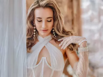 AliceWaiss  live sex cam