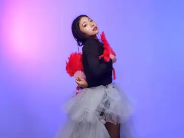 MonserrateEgure  live sex cam