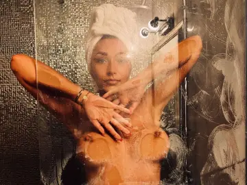 AubriElla  live sex cam