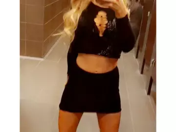 AuroraMerry  live sex cam