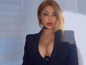 LindaDu  live sex cam