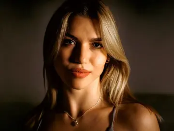 MargoWinsor  live sex cam