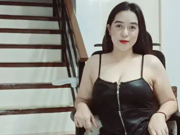 EmilyClairre  live sex cam