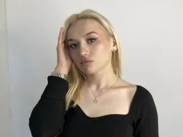 PaulinePedrotti  live sex cam