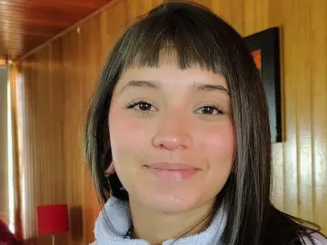 AliceMorely  live sex cam