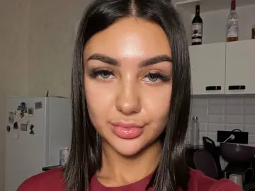 EmilyClarc  live sex cam