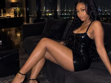 GloriaCage  live sex cam