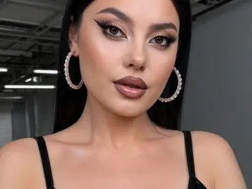 ElyseBlair  live sex cam
