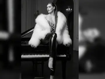 AmbraBlair  live sex cam