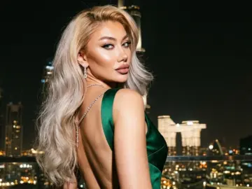 RosalinLafayette  live sex cam