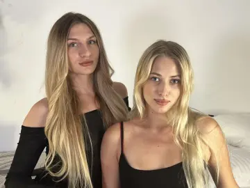 EmillyNicole  live sex cam