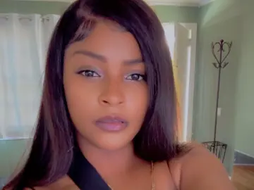 Liyyah  live sex cam