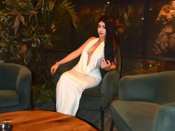 NicoleeFerrer  live sex cam