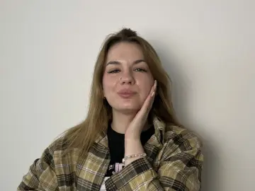 CherlyMarkes  live sex cam