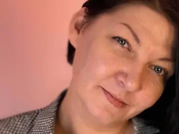 LoraMoore  live sex cam