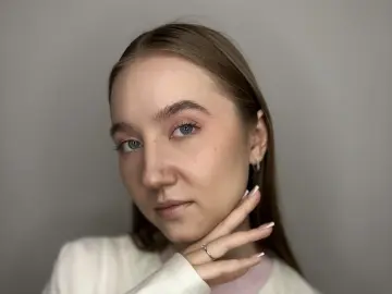 AudreyHermet  live sex cam