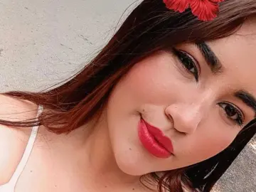 LauThompson  live sex cam