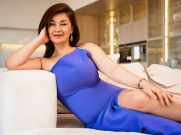 AnaHemsworth  live sex cam