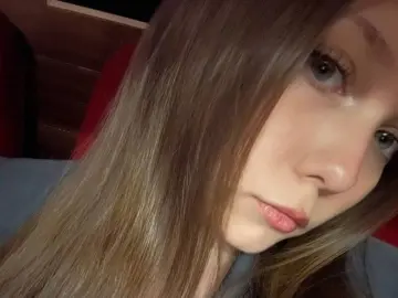 CleliaGuynup  live sex cam