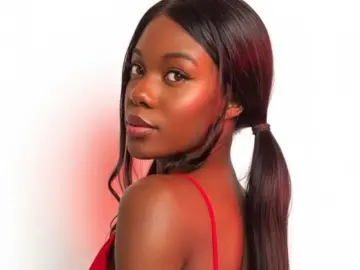 SharonRolls  live sex cam