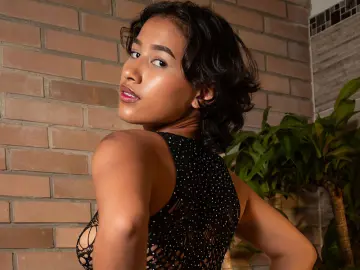 BeellaRouse  live sex cam