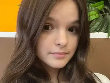 GiannaHarrison  live sex cam